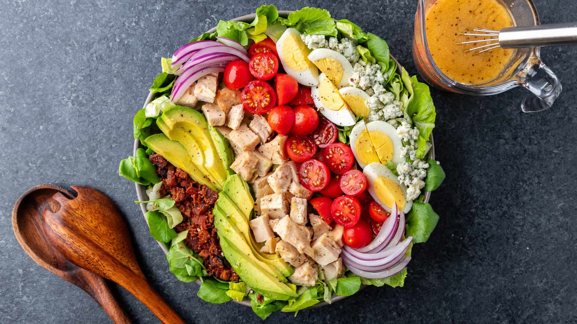 Easy Cobb Salad: Essential Ingredients & Weeknight Shortcuts